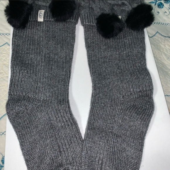 LAST PAIR OF UGG RAIN BOOT SOCKS - Picture 1 of 3